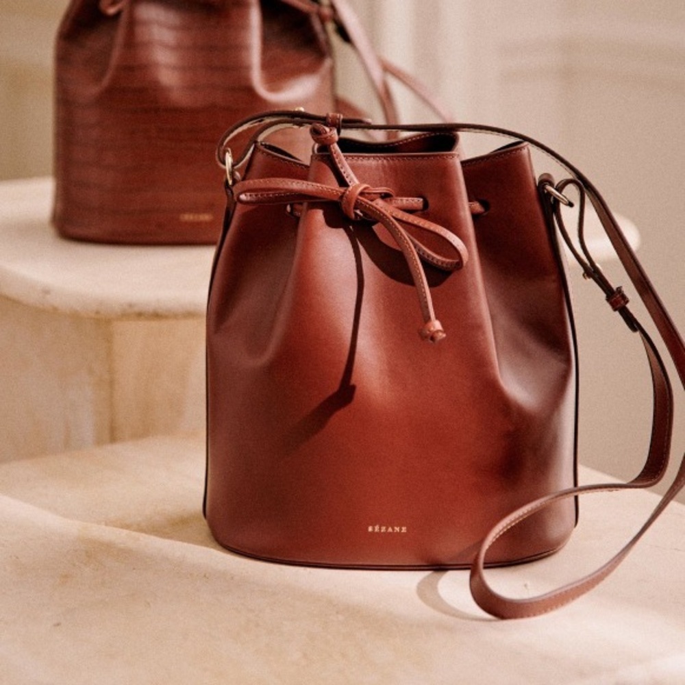 Sezane Farrow bucket bag, natural heritage